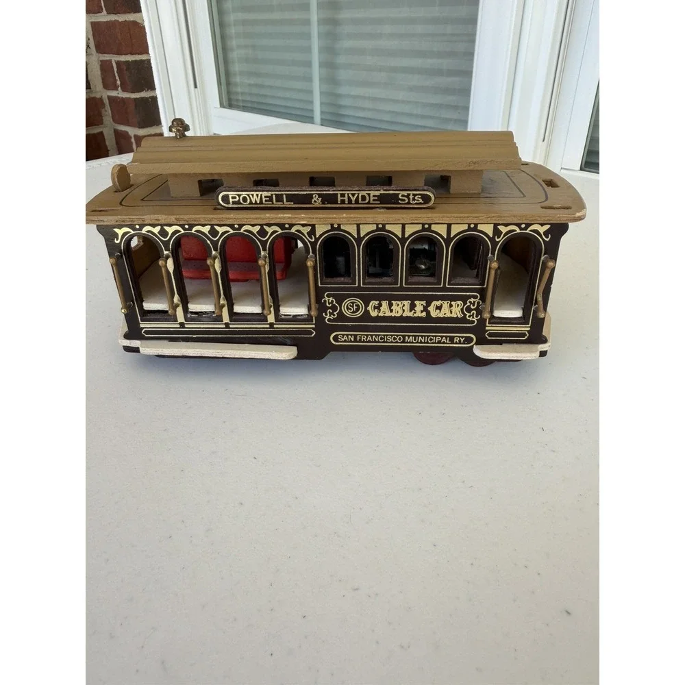 WoodenPlastic San Francisco Powell and Hyde Streets Cable Trolley Music Box